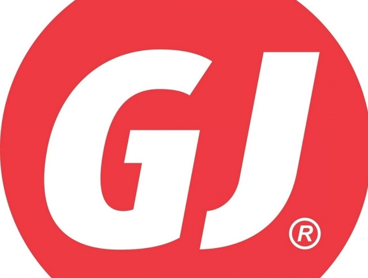 Проводили клининг в магазине Gloria Jeans Проводили клининг в магазине Gloria Jeans